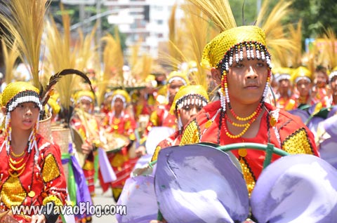 Kadayawan-2013-Indak-Indak-sa-Kadalanan-8