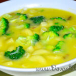 Easy-to-cook-soup-Macaroni-Soup-with-Broccoli